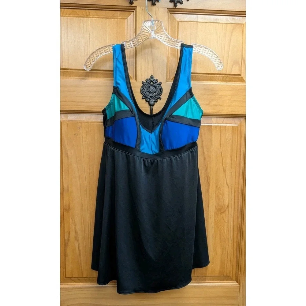 Longitude Women's 16W Bathing Suit Color Blocked Slimming One Piece Swimsuit - Picture 1 of 10